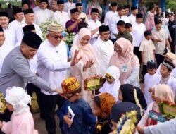 Ribuan Orang Lantunkan Shalawat Badar di Jantung Kota Banda Aceh