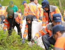 Kenalkan Operasional Perusahaan, PT SBA Ajak Keluarga Karyawan Lihat Aktivitas Pabrik