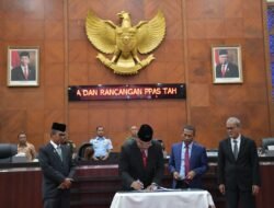 Pj Gubernur Aceh Teken Nota Kesepakatan Bersama Rancangan KUA PPAS Anggaran 2025