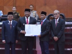 DPRA dan Pj Gubernur Aceh Tandatangani Nota Kesepakatan Perubahan KUA-PPAS 2024