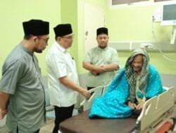 Pasangan Calon Bupati Aceh Besar Musannif-Sanusi Kunjungi Ulama