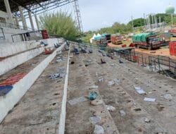 Pasca Konser Iwan Fals, Stadion Tunas Bangsa Dipenuhi Sampah