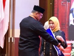 Safriati Dikukuhkan sebagai Pj Ketua Dekranasda, Bunda PAUD, dan Ketua Forikan Aceh