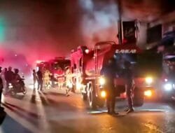 Kebakaran di Simpang Keutapang Hanguskan Lima Ruko