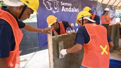Semen Andalas Ajak Tukang Bangunan Kunjungi Pabrik Lhoknga
