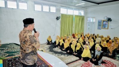 Bupati Aceh Besar Buka Puasa Bersama Nakes Krueng Barona Jaya