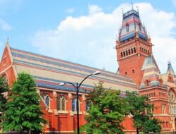 Harvard University Tolak Tuntutan Trump, Dana 35 Triliun Dibekukan!