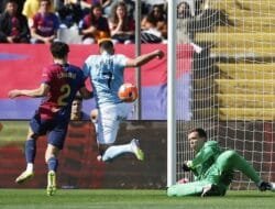 Pemain Celta Vigo Borja Iglesias Cetak Hattrick Saat Jamu Barcelona