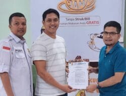 Serahkan SK FORKI Aceh Barat, Sulaiman SE Minta Pengurus Persiapkan Atlet Terbaik