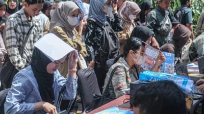 Kemenaker Bakal Hapus Syarat Batasan Umur hingga Good Looking di Lowongan Kerja