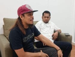 Abu Salam Datangi Kantor Bappeda Aceh