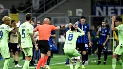 Sampai Sekarang Barcelona Belum Terima Kekalahan dari Inter Milan: Masih Salahkan Wasit