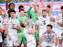 Bayern Munich Tutup Musim dengan Manis, Nyaris Samai Rekor 101 Gol Bersejarah