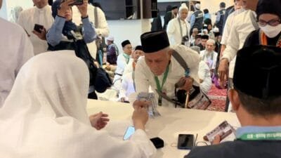 Jamaah Haji Aceh Dapat Uang Rp 41,3 Miliar dari Raja Arab Saudi