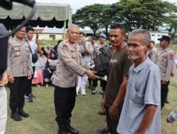 Wakapolda Aceh Bagikan 500 Paket Sembako kepada Masyarakat