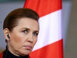 PM Denmark Larang Cadar, Akan Tutup Semua Musala di Kampus