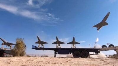 Iran Balas Serang Israel dengan Meluncurkan 100 Drone