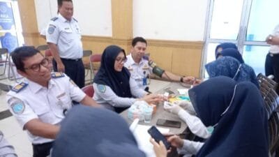 Pegawai Dishub Banda Aceh Diperiksa Kadar Asam Urat, Gula Darah dan Kolesterol