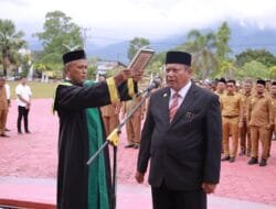 Syeh Muharram Lantik Bahrul Jamil Sebagai Sekda Aceh Besar