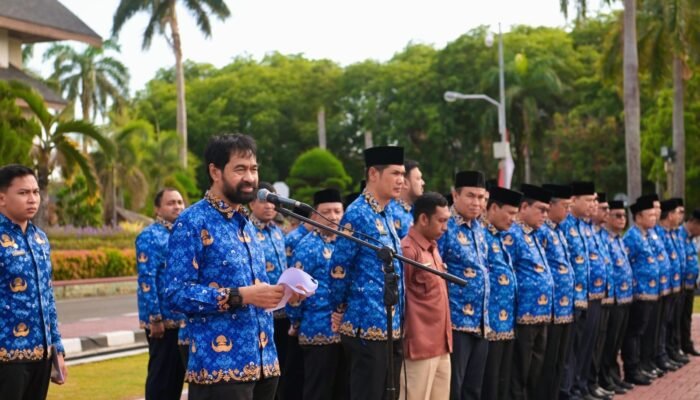 Mualem Ingatkan PPPK Tidak Keluyuran dan Nongkrong di Warkop Saat Jam Kerja