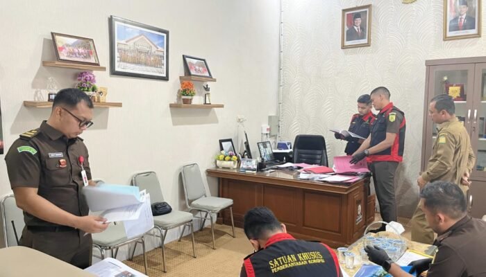 Dugaan Korupsi SPPD Mencuat, Kejari Aceh Besar Geledah Kantor Inspektorat Selama 9 Jam