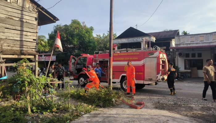 Lupa Matikan Kompor, Rumah Warga Meukek Nyaris Hangus Terbakar