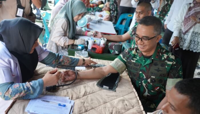 Peringati HUT TNI: Kodam IM Gelar Pasar Murah dan Sumbang 280 Katong Darah