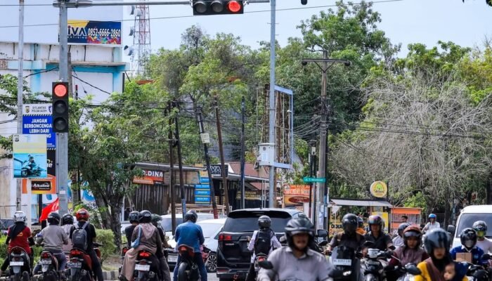 Keluhan Warga Terjawab, Lampu Lalu Lintas Simpang BPKP Kini Lebih Canggih
