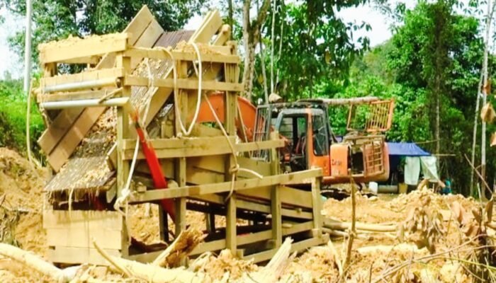 Gubernur Aceh Tegaskan Penertiban: Pertambangan Ilegal Disetop, Perizinan SDA Ditata Ulang