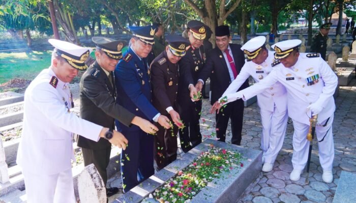 Kasdam Iskandar Muda Pimpin Ziarah Nasional HUT ke-80 TNI di Banda Aceh
