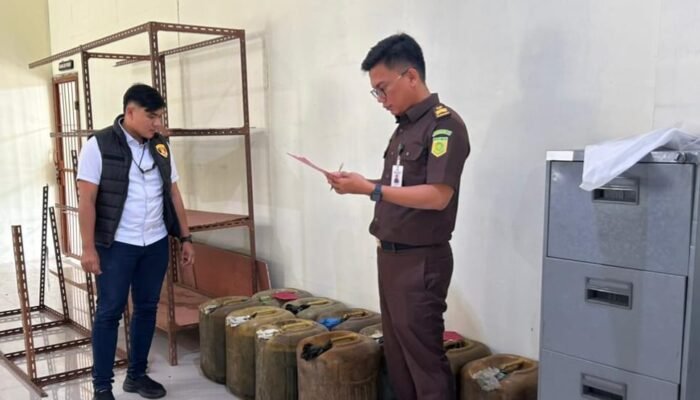 Polres Bener Meriah Serahkan Tersangka Penyalahgunaan BBM Subsidi ke Jaksa