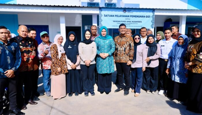 Dampingi Wamen Isyana, Kak Na Ajak Masyarakat Dukung Program MBG