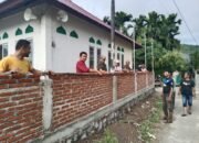 Gotong Royong Warga Leu Ue dan Komplek Kesehatan Berhasil Selesaikan Pagar Musalla Al-Ikhlas