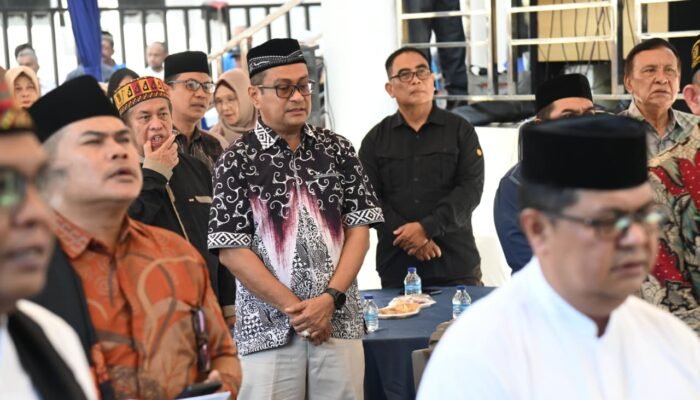 Pejabat Aceh Besar Hadiri Kegiatan Maulid dan Peusijuk Ketua PWI Pusat di Banda Aceh