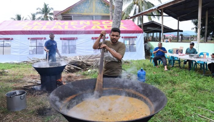 Kafilah Aceh Besar Suguhkan Kuah Beulangong Menjelang Penutupan MTQ ke-37 di Pidie Jaya