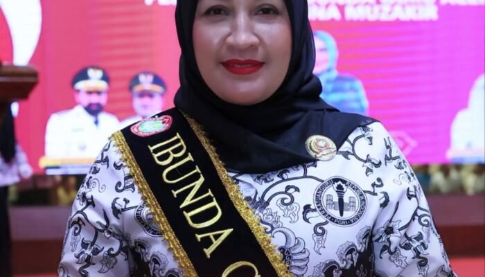Bunda Guru Aceh Marlina Usman Sampaikan Pesan Menyentuh di Hari Guru Nasional