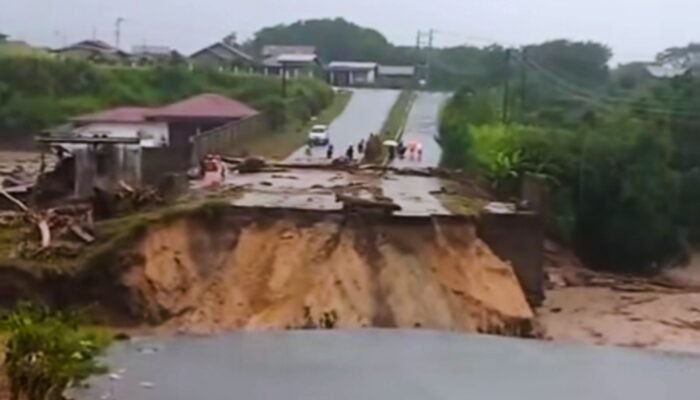 Aceh Dikepung Banjir: Puluhan Ribu Orang Terdampak, Ribuan Mengungsi