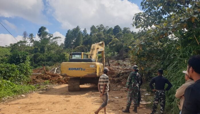 Jalur Aceh Utara–Bener Meriah Terhubung Lagi: Dua Lokasi Longsor Gunung Salak Dibersihkan