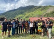 Satgas Yonif 112/DJ Gelar Tradisi Bakar Batu Bersama Warga Tingginambut