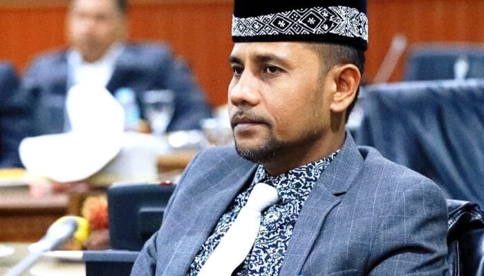 Ketua Komisi I DPRA: TNI Jangan Salah Kaprah, Fokus Tangani Bencana!