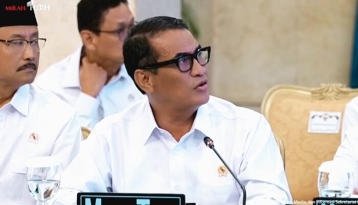 Sidang Kabinet: Mentan Amran Pastikan Pangan Nasional Aman di Tengah Bencana