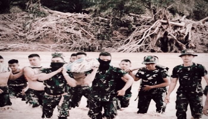 BNPB dan TNI Bertaruh Nyawa di Medan Bencana