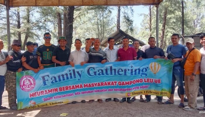 Warga Leu Ue Tumpah Ruah di Family Gathering Pantai Pulo Kapuk