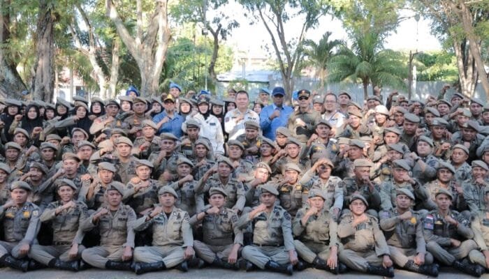 Pesan Penting Wali Kota Banda Aceh saat Kukuhkan 218 Personel Satpol PP WH