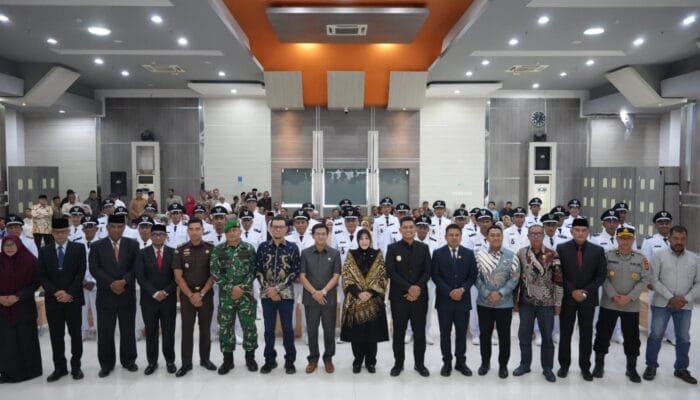 Pimpinan dan Anggota DPRK Banda Aceh Hadiri Pelantikan Keuchik Serentak, Dorong Inovasi dan Kemandirian Gampong