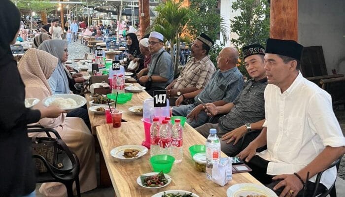 Alumni SMAM Banda Aceh Lintas Generasi Buka Puasa Bersama di SMEA Premium Kopi Punge Ujong