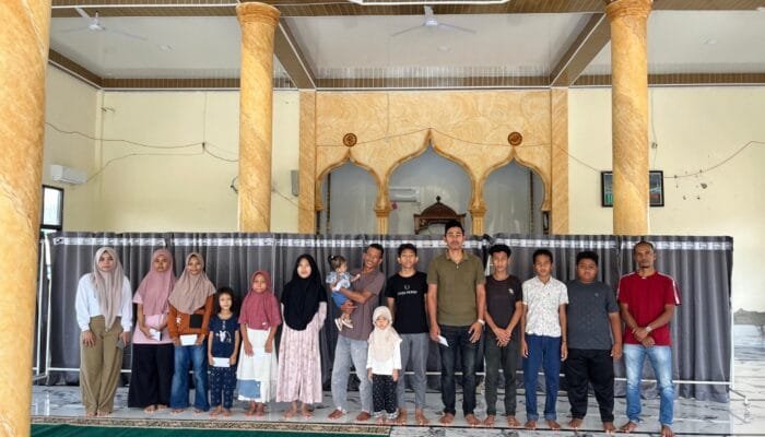 Pemerintah Desa Blang Bayu Santuni Anak Yatim Menjelang Idul Fitri 