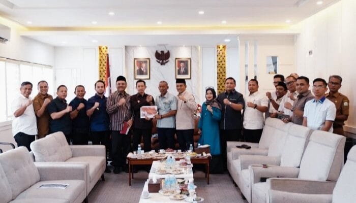 DPRA Terima Kunjungan Kerja Pemkab Aceh Barat Bahas Percepatan Pembangunan RS Regional