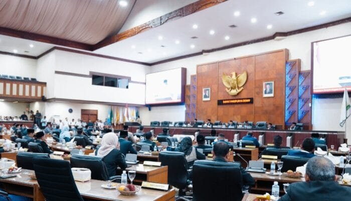 DPRA Sahkan Prolega Prioritas 2025, Fraksi dan Pemerintah Aceh Sepakati Arah Legislasi Daerah