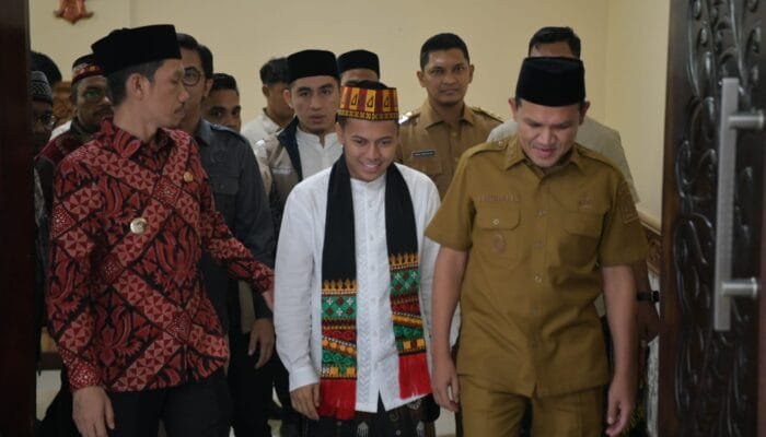 Wagub Aceh Sambut Kepulangan Juara AKSI di Bandara SIM Blang Bintang